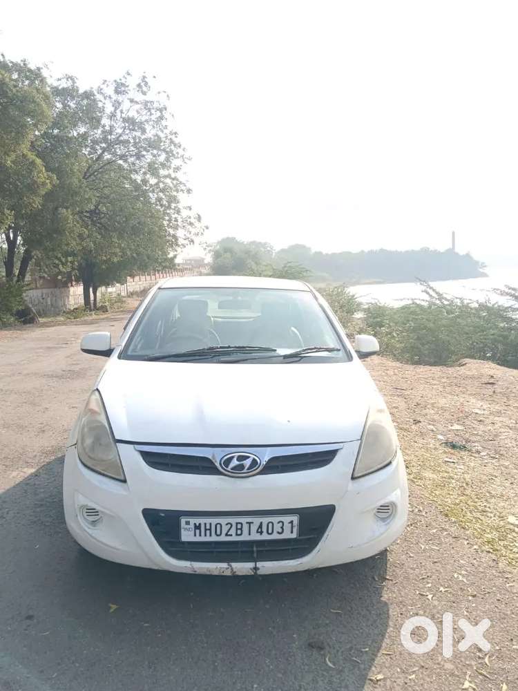 Hyundai I20 Magna
Pure Petrol 
Model 2010
Original Colour 
4th E