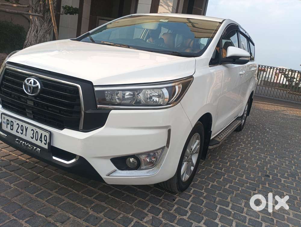 Toyota Innova Crysta 2.4 G Mt 7 Str, 2016, Diesel