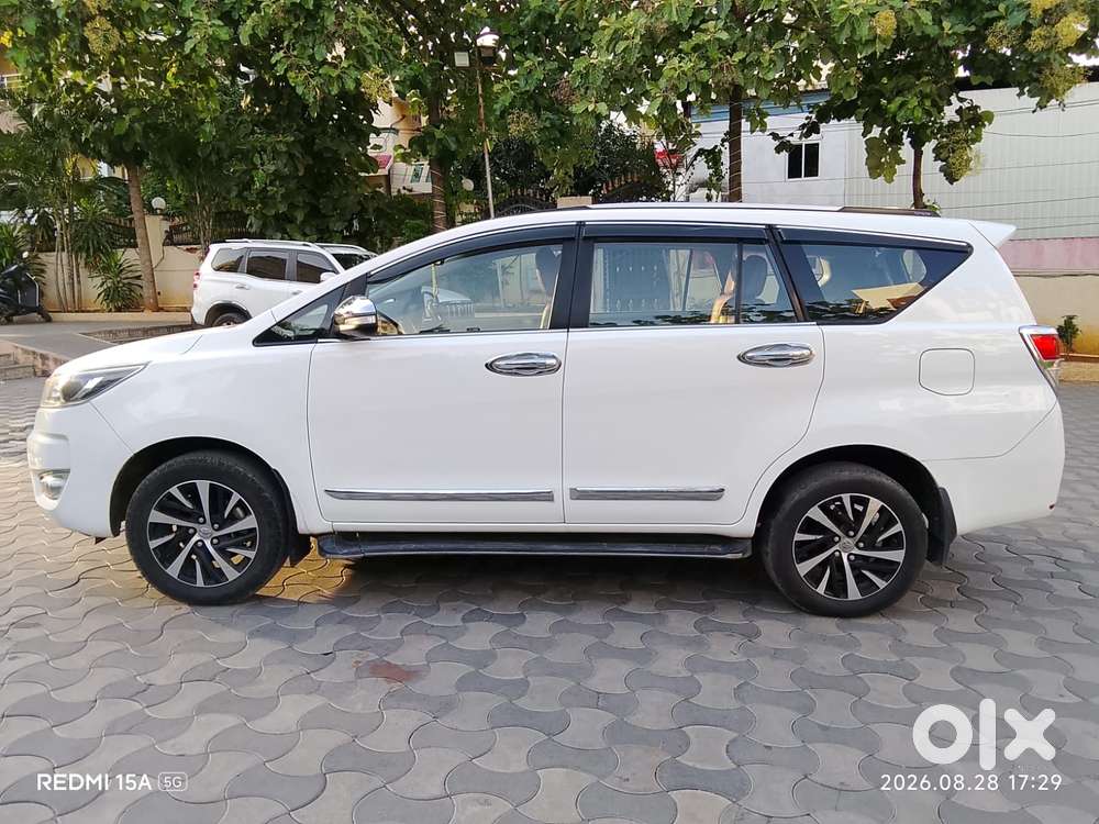 Toyota Innova Crysta 2.4 Z 7 Str, 2022, Diesel