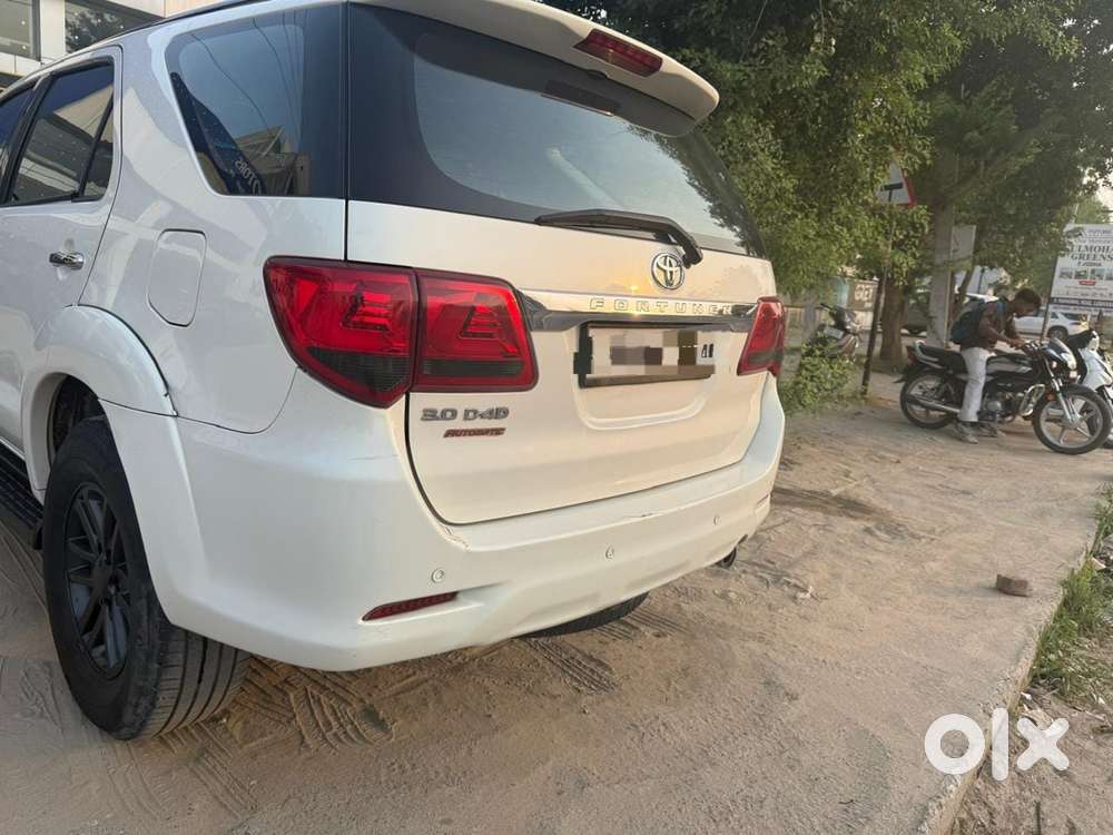 Toyota Fortuner 2013 Car