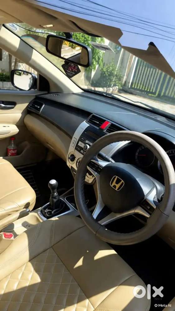 Honda City Petrol 1.5smt 2010