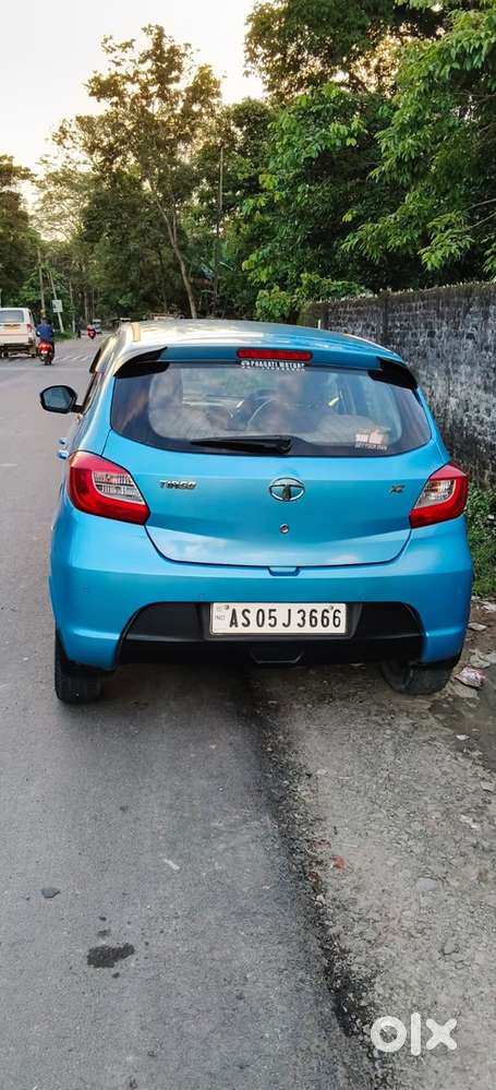 Tata Tiago Petrol 2017