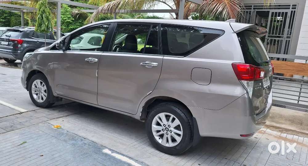 Showroom Condition,singal Hand Use