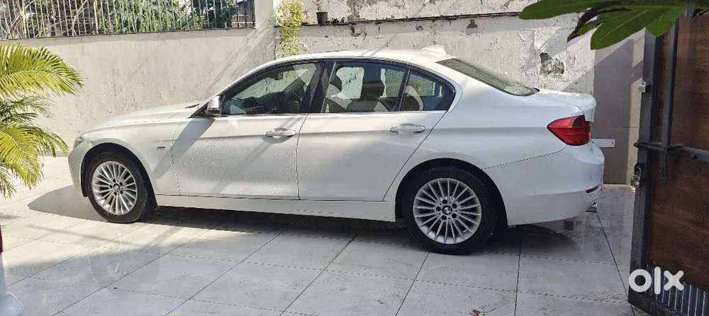 Bmw 3 Series 2.0 2015 Luxury Line 320d