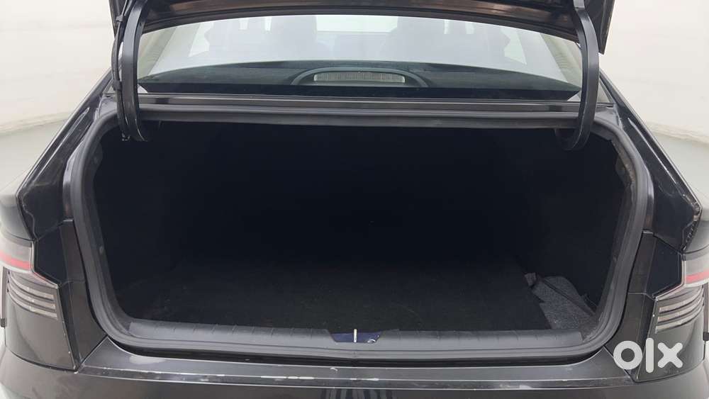 Hyundai Verna 1.5 Sx Turbo Petrol Mt, 2023, Petrol