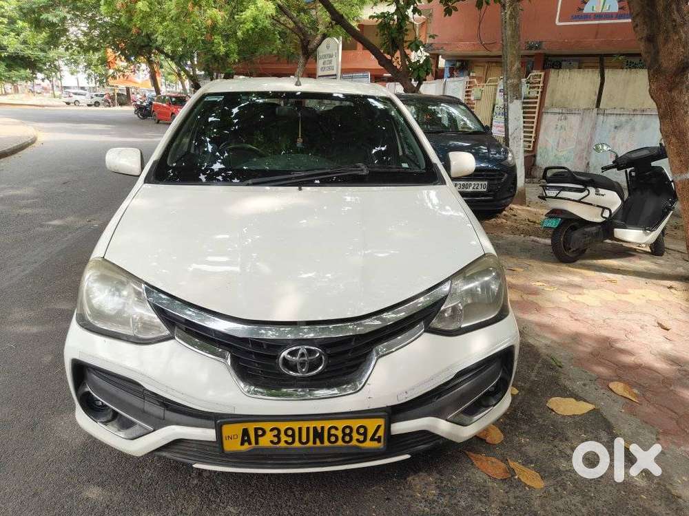 Maruti Suzuki Swift Dzire Ldi, 2018, Diesel