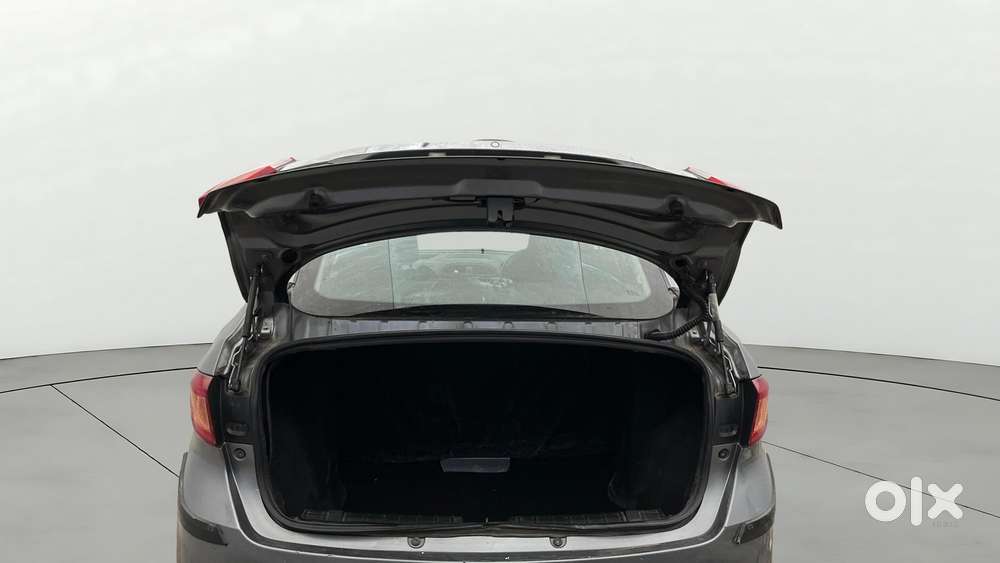 Tata Tigor 1.2 Revotron Xt, 2018, Petrol