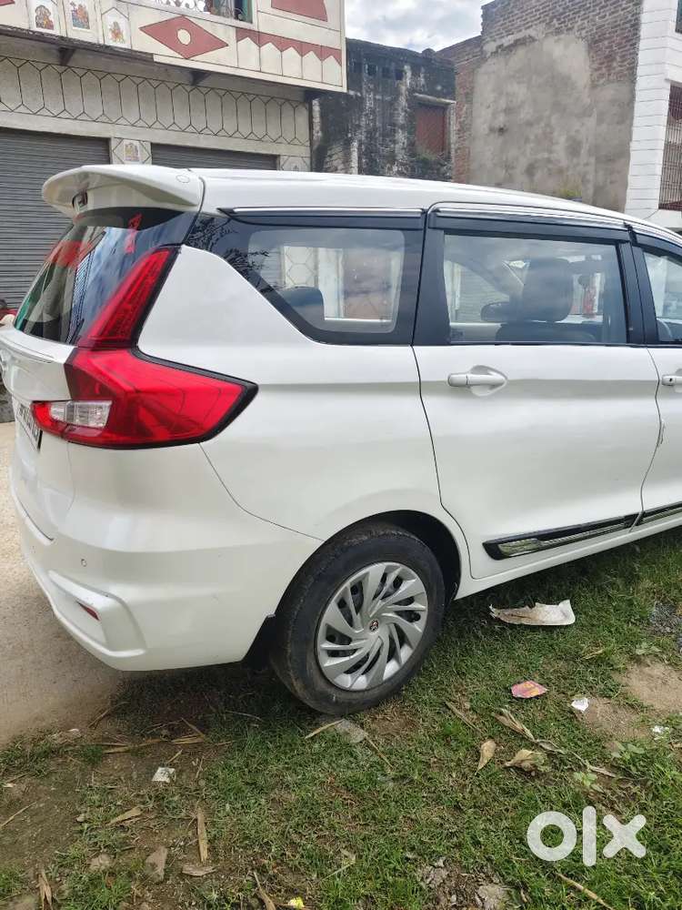 Maruti Ertiga Vxi 2024