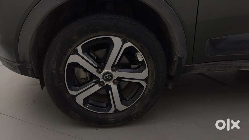 Tata Nexon 1.2 Revotron Xza Plus (l), 2022, Petrol