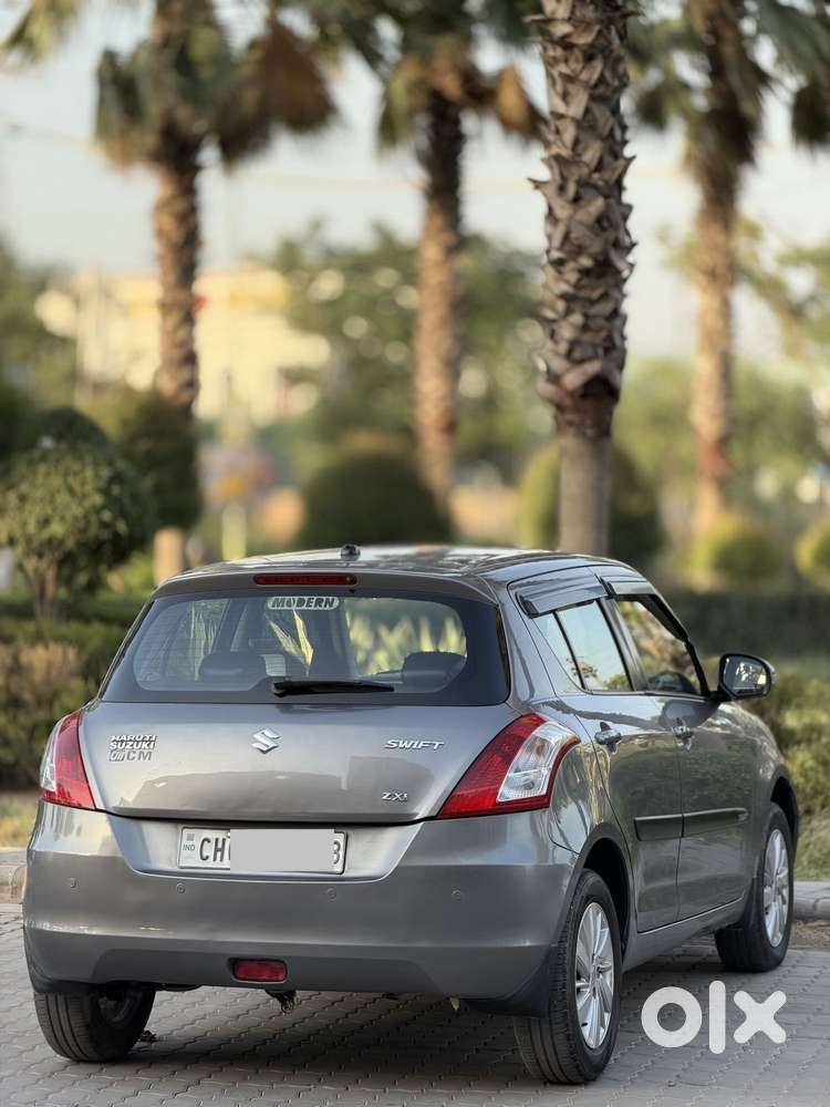 Maruti Suzuki Swift 2018 Zxi Plus, 2015, Petrol