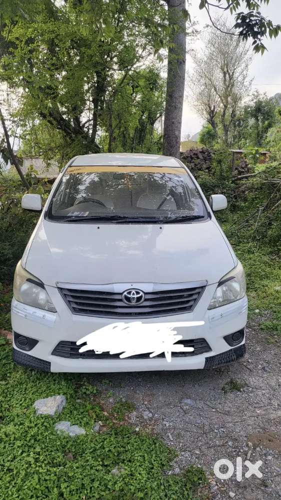 Toyota Innova 2016 Diesel Well Maintained