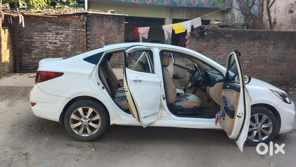 Hyundai Verna 2013 Petrol Well Maintained