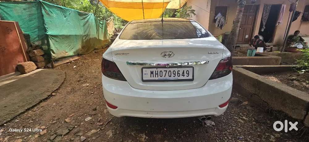 Hyundai Fluidic Verna 2015