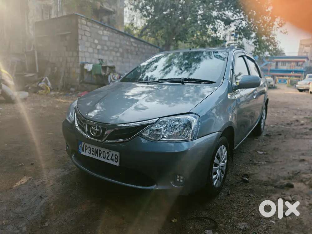 Well-maintained 2015 Toyota Etios Diesel - Manual