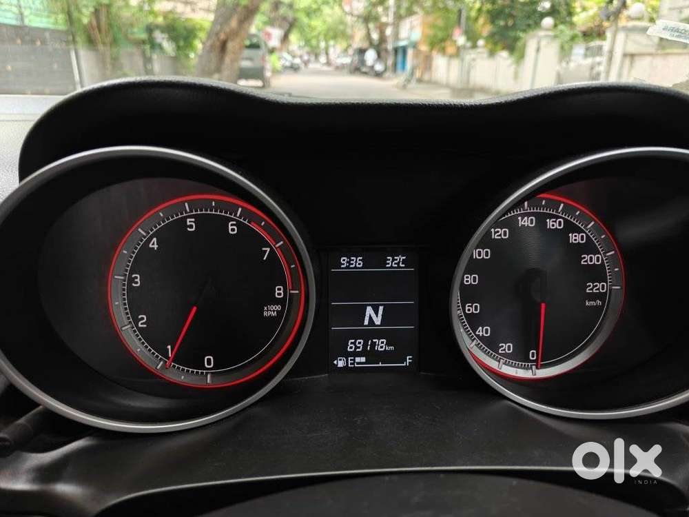 Maruti Suzuki Swift Amt Vxi, 2022, Petrol