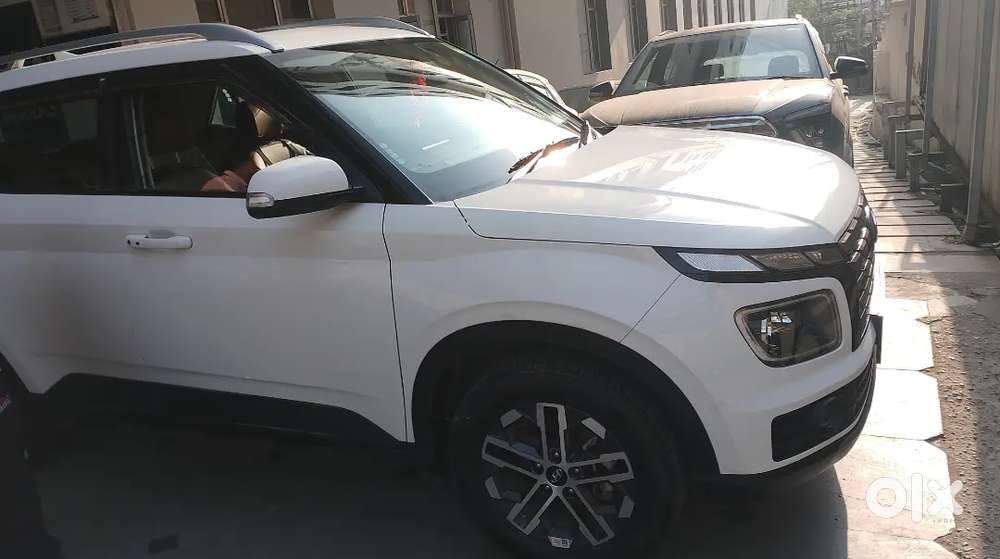 2024 Hyundai Venue Diesel 1st Owner