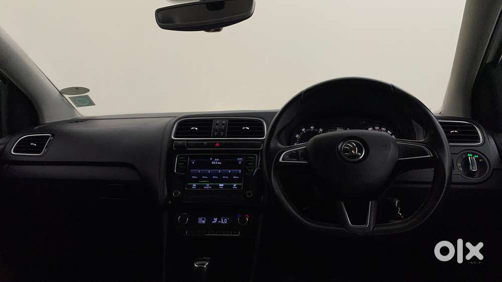 Skoda Rapid 1.6 Mpi At Style, 2019, Petrol