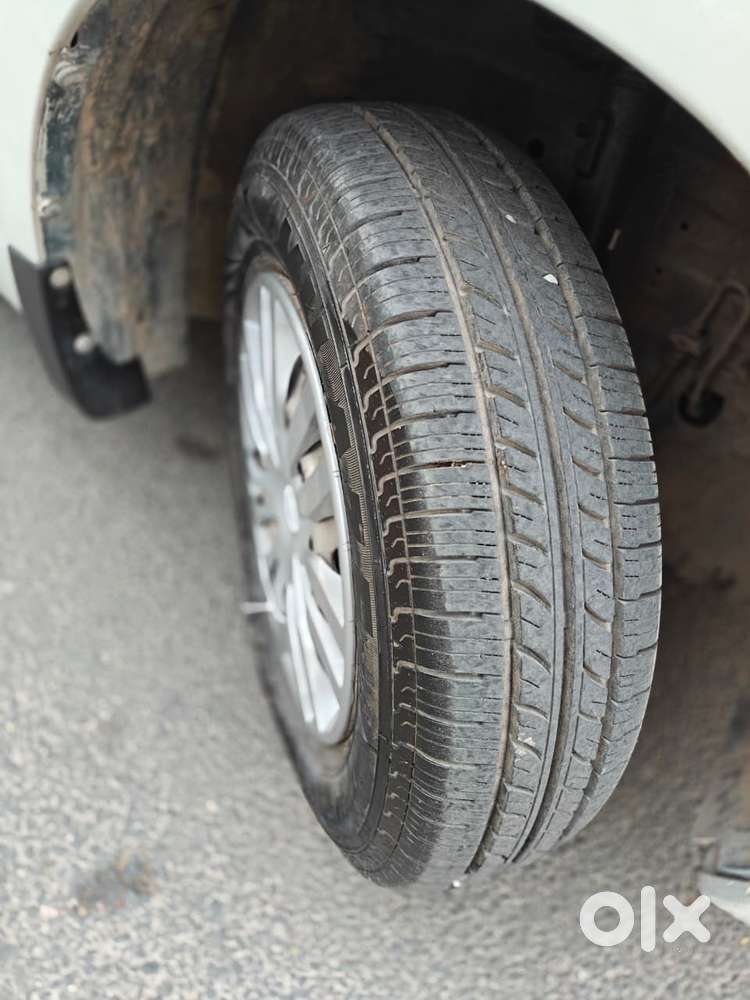Maruti Suzuki Dzire 1.2 Lxi, 2013, Petrol