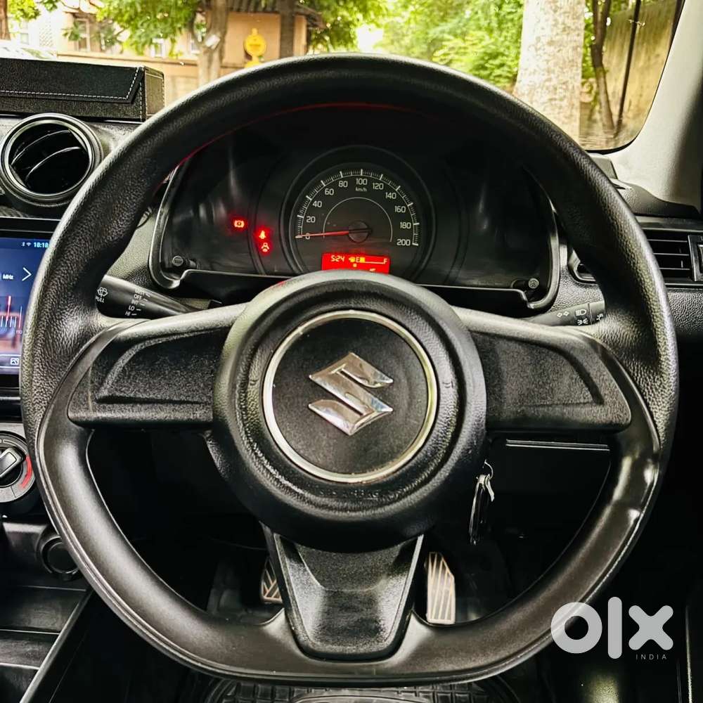 Maruti Suzuki Swift Vxi, 2022, Petrol