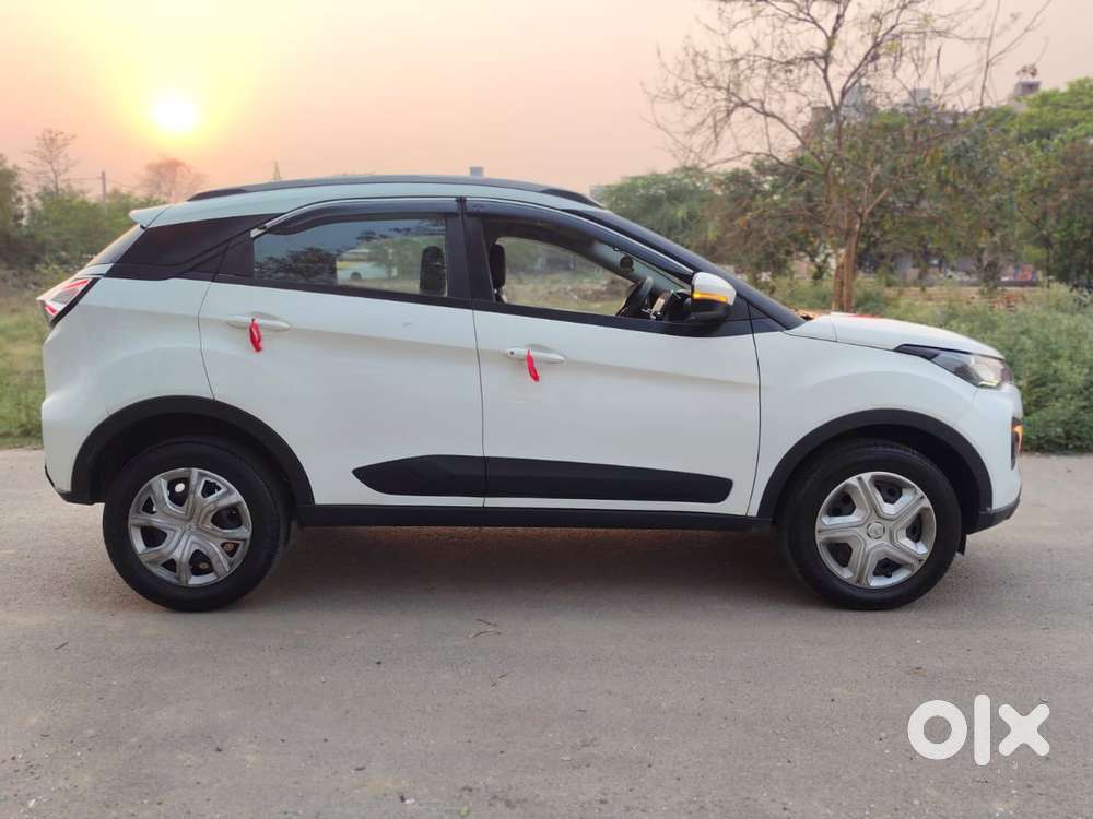 Tata Nexon 1.5 Revotorq Xma Amt (s), 2022, Diesel
