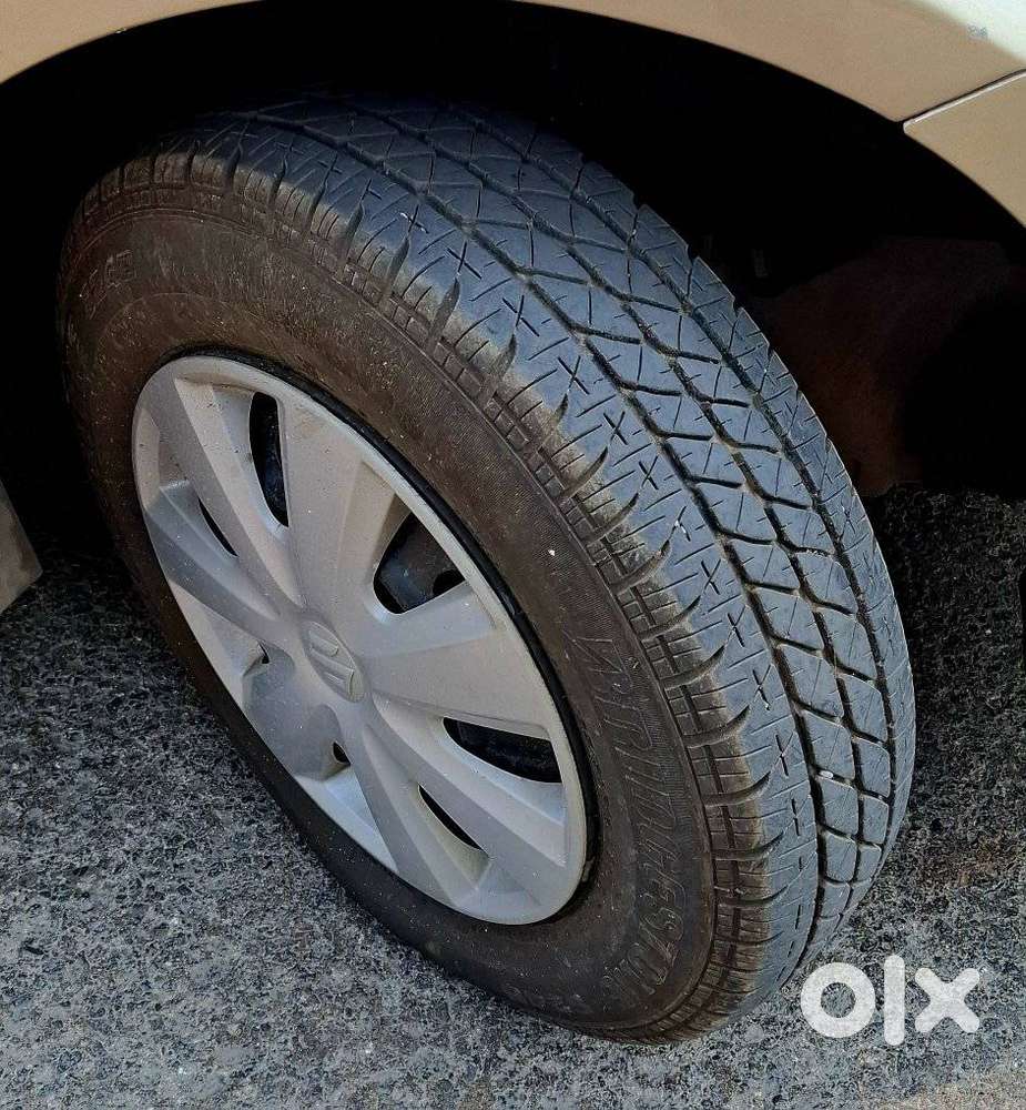 Maruti Suzuki Swift Dzire 1.2 Vxi Bsiv, 2013, Petrol