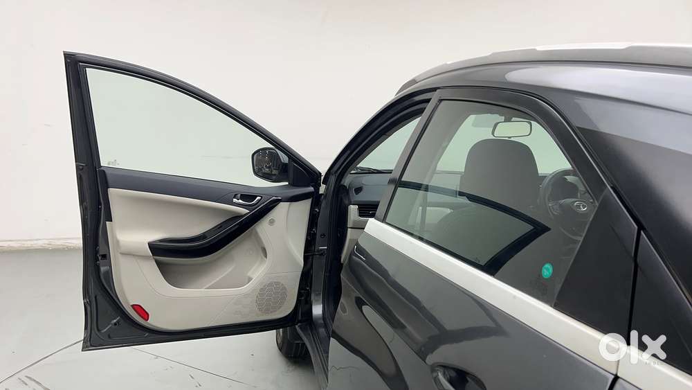 Tata Nexon 1.2 Revotron Xz Plus, 2021, Petrol