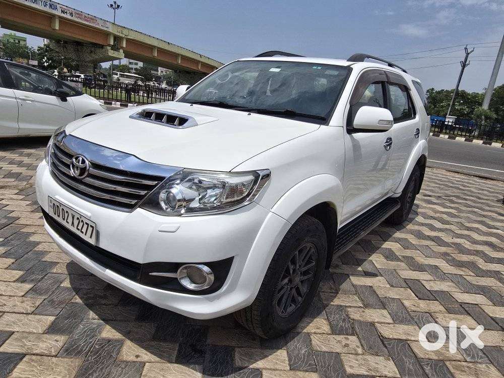 Toyota Fortuner 4x2 Mt 2.8 Diesel, 2015, Diesel