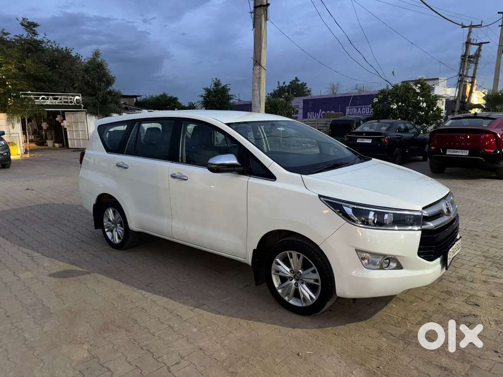 Toyota Innova Crysta 2.4 Z 7 Str, 2018, Diesel