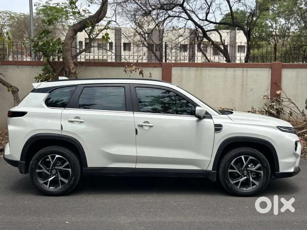 Toyota Urban Cruiser Hyryder 2024 Petrol 23000 Km Driven