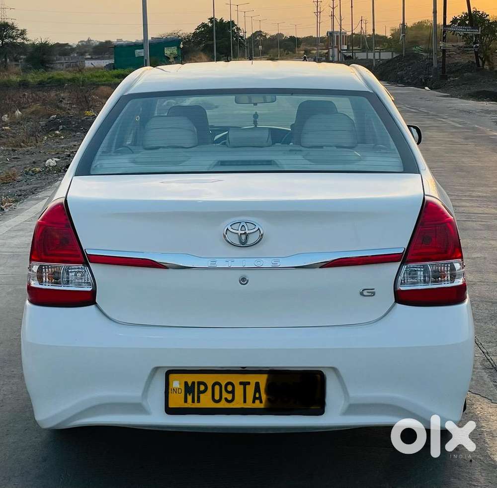 Toyota Platinum Etios 2019 Cng & Hybrids Well Maintained