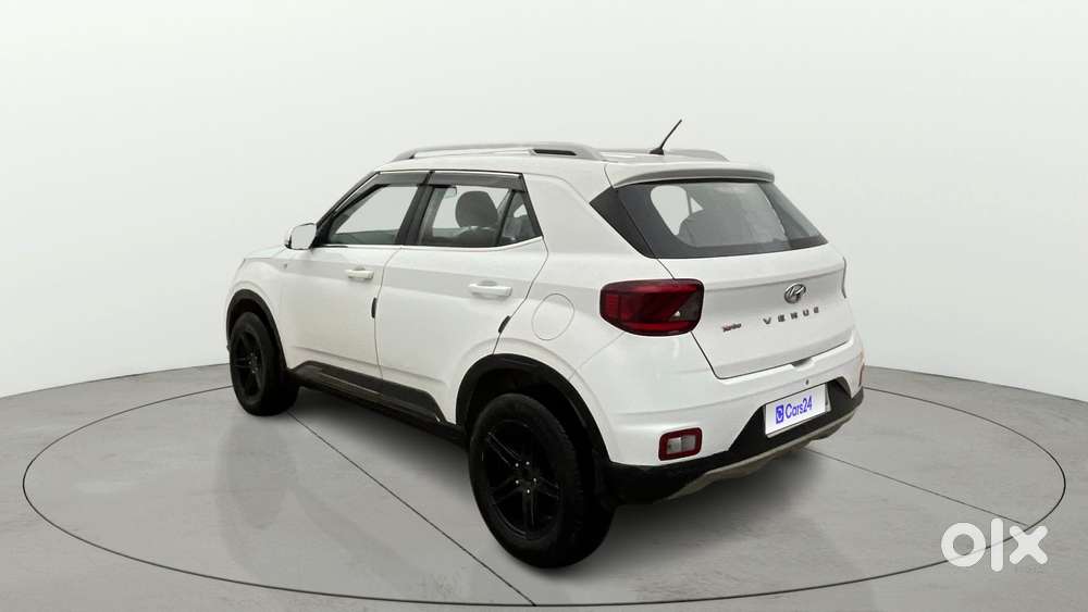 Hyundai Venue S Turbo Dct, 2020, Petrol