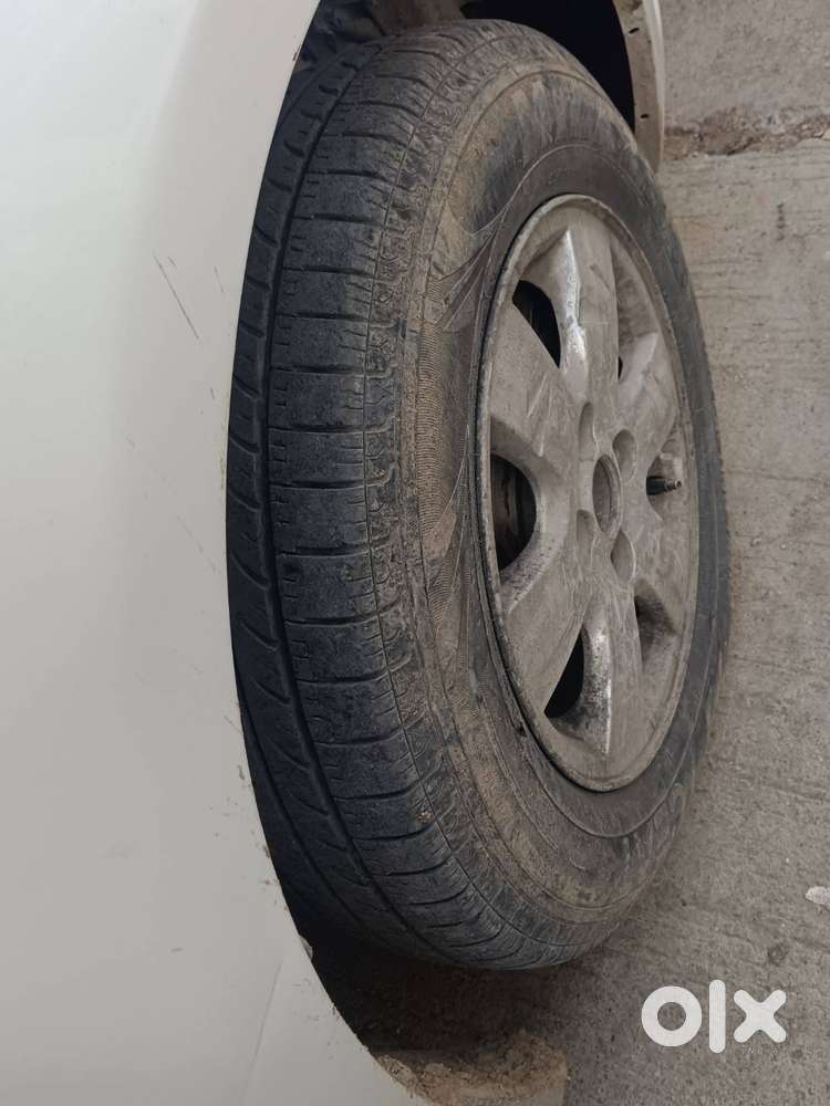 Swift Vdi 2014 And 4 Alloy Wheels  With Stepni 1.