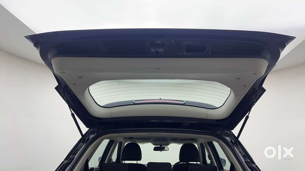 Mahindra Xuv300 W8 Amt Optional Diesel, 2020, Petrol