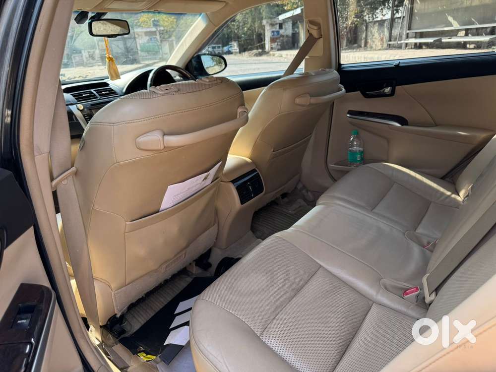 Toyota Camry Hybrid, 2014