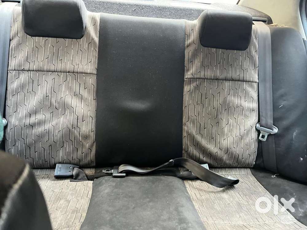 Maruti Suzuki Swift Dzire 2011 Petrol Well Maintained