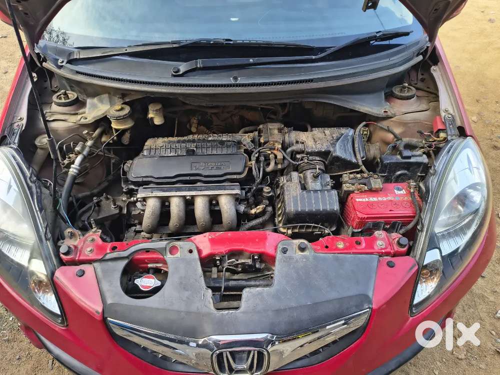 Honda Brio 2012 Petrol Well Maintained