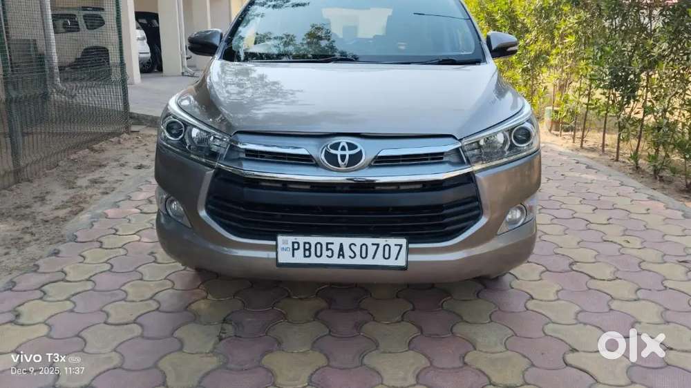 Toyota Innova Crysta 2017 Diesel 128000 Km Driven