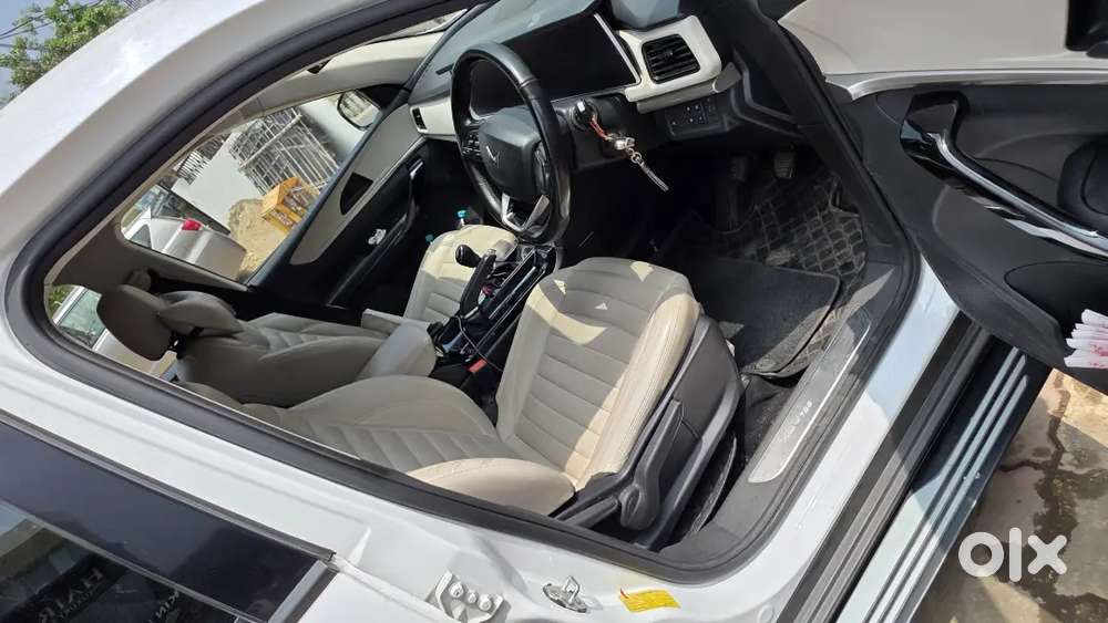 Mahindra Xuv700 2022 Petrol
