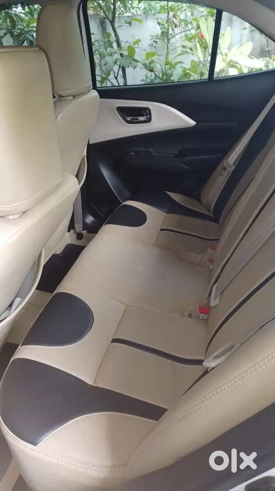 Maruti Suzuki Dzire Vxi Petrol Manual 2025
