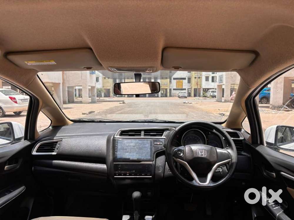Honda Jazz V Automatic, 2017, Petrol