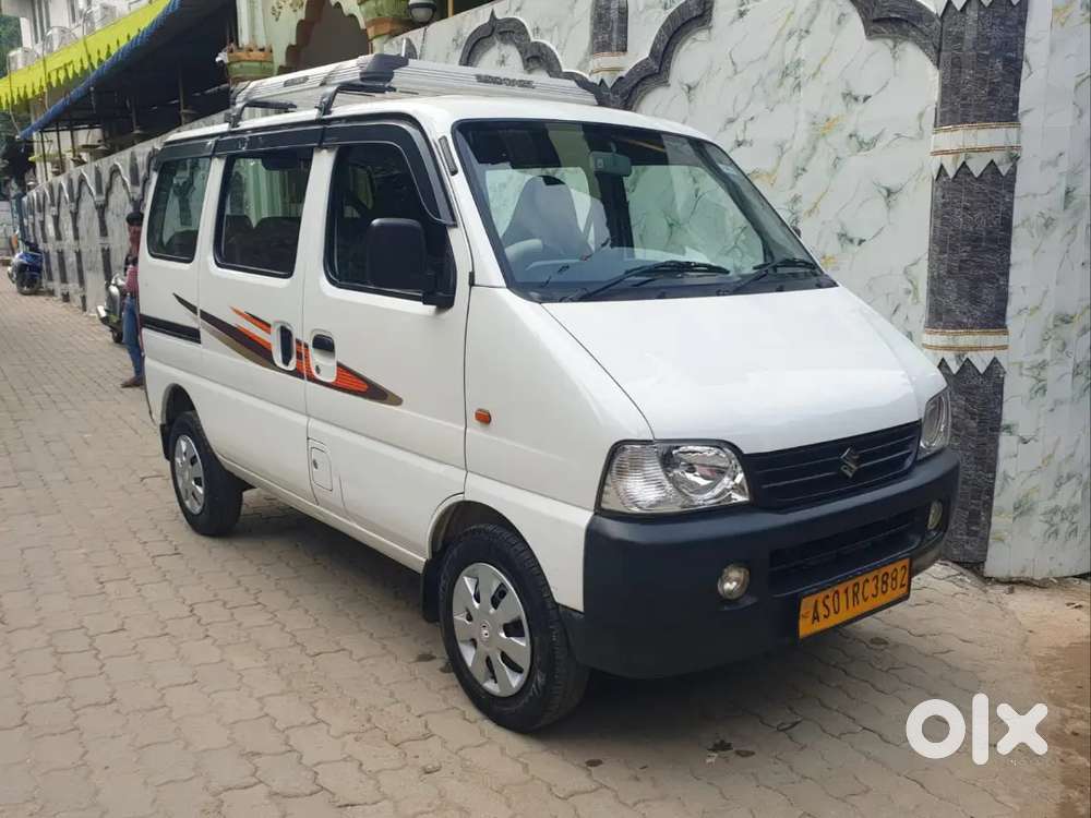 Maruti Eeco 2024 Std Petrol Manual