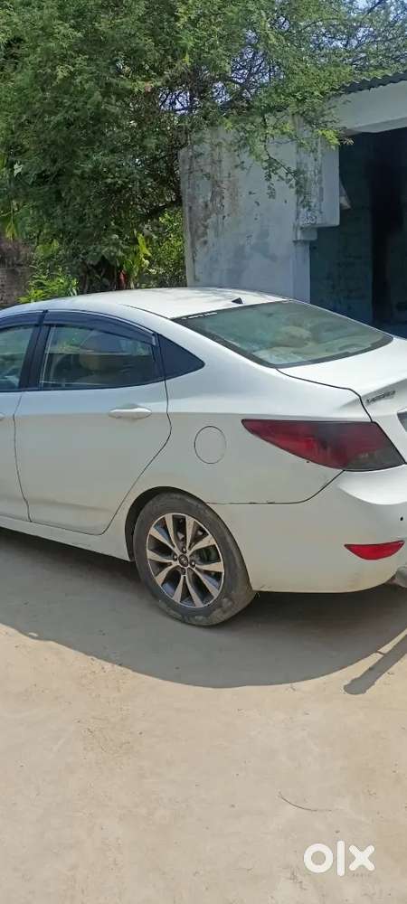 Hyundai Verna Diesel At 2013 118500 Km Driven