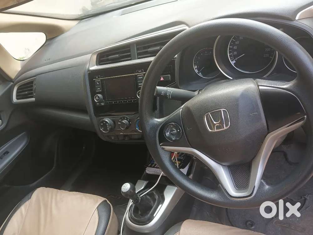 Honda Jazz 2017 Diesel 160000 Km Driven