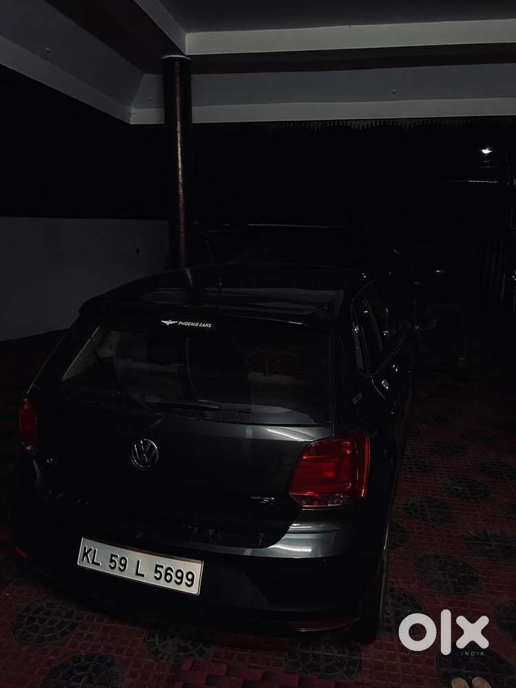 Volkswagen Polo 2015 Petrol 85000 Km Driven