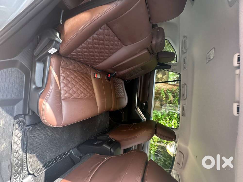 Toyota Innova Hycross Gx 2025 Year