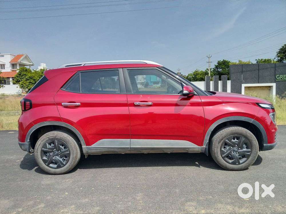 Hyundai Venue 1.2 S (o), 2025, Petrol