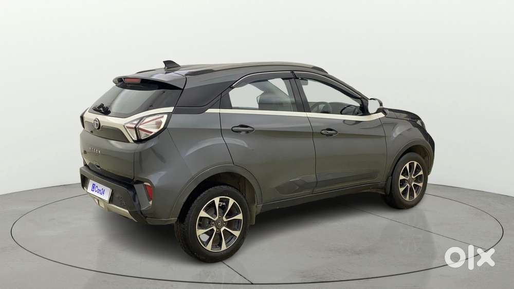 Tata Nexon 1.2 Revotron Xza Plus, 2020, Petrol