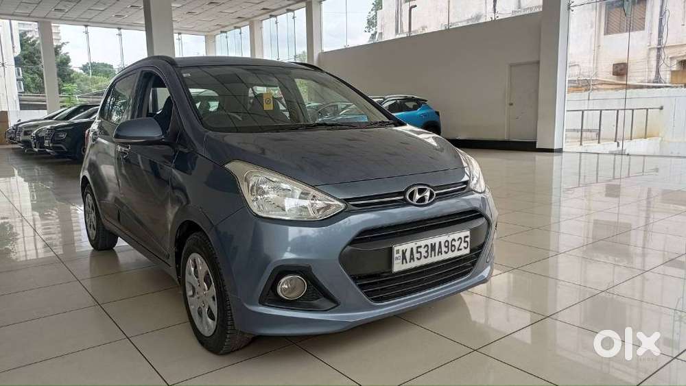 Hyundai Grand I10 Sportz, 2013, Petrol