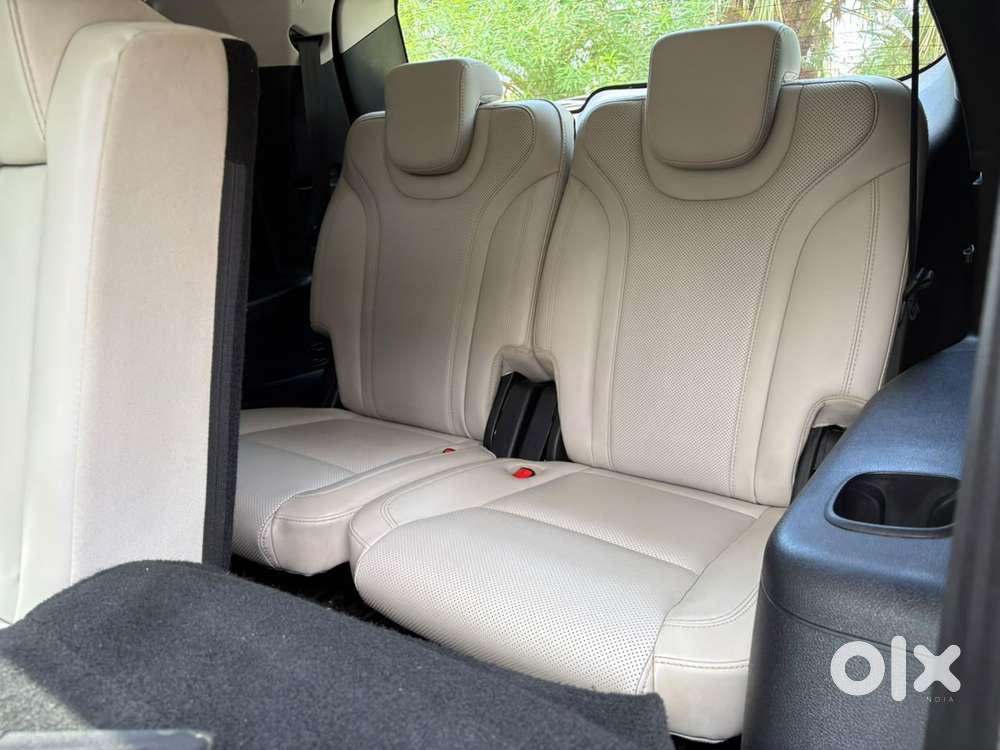 Mahindra Xuv700, 2024, Petrol
