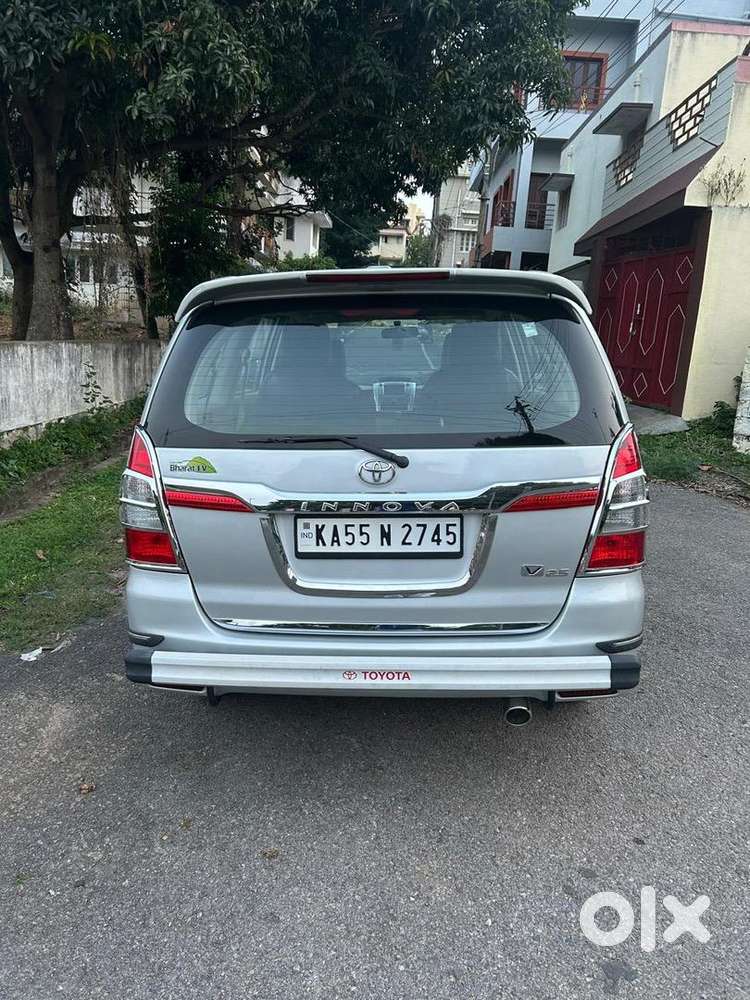 Toyota Innova 2014 Diesel 89000 Km Driven